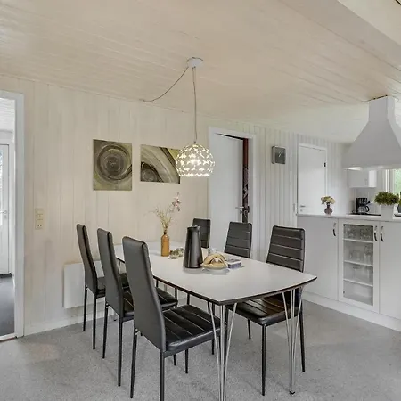 Gorgeous In Romo With Kitchen * Bolilmark
