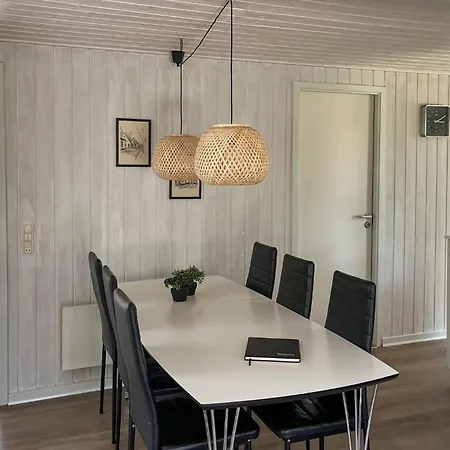 Gorgeous In Romo With Kitchen Bolilmark